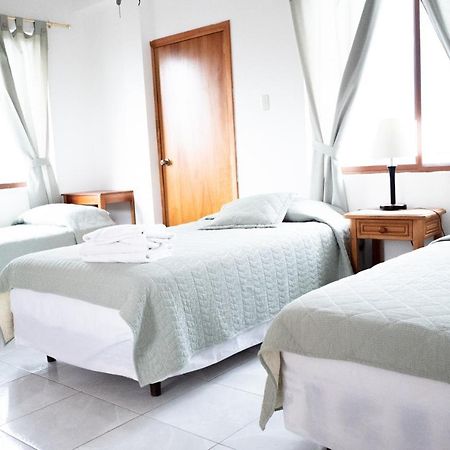 Hostal Santa Maria Floreana Экстерьер фото